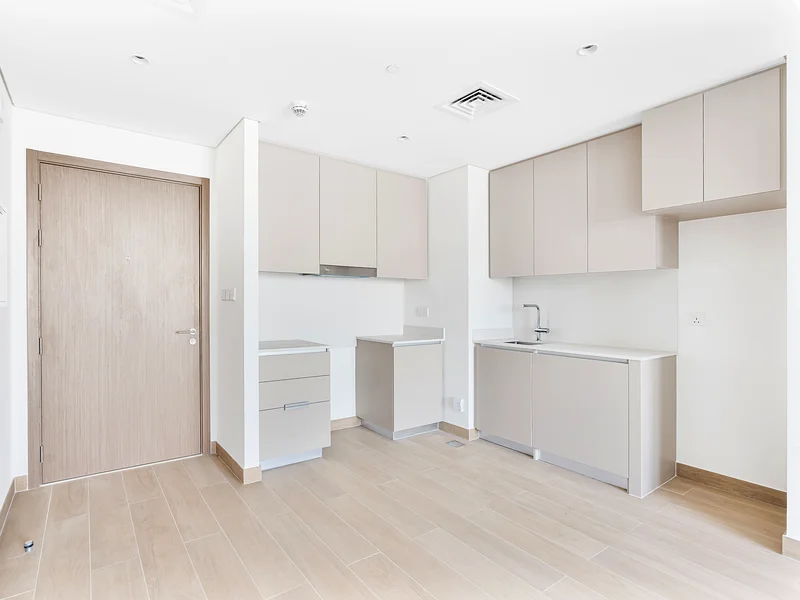 Brand New | Vacant | Pool View | High Floor63760408717058113