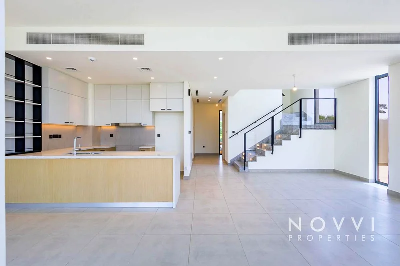 Community Expert | Green Belt | Corner Unit63804674096513113