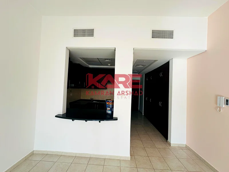 XXL Large Studio For Rent Near to Metro63731179140738111