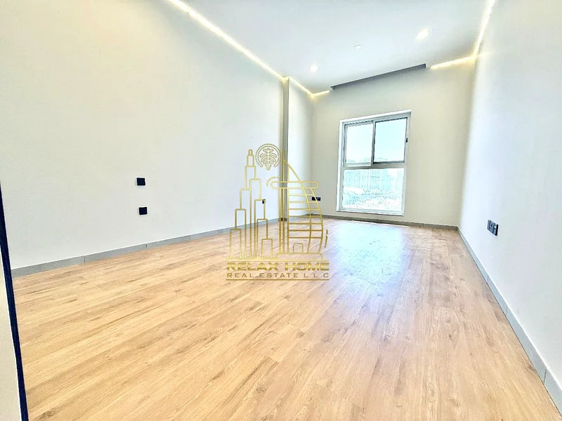 شقة فاخرة من 3 غرف نوم | مبنى جديد بالكامل | غرفة خادمة | بالقرب من محطة المترو63768537955203111