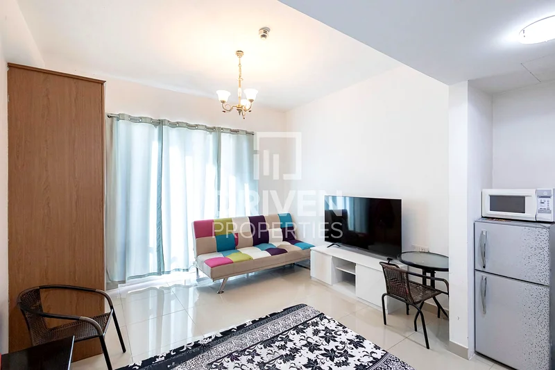 استوديو برايت | صفقة رائعة | منطقة مميزة64031805289730111