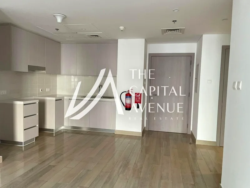 قريب من منطقة التجزئة | وحدة شاغرة | مطبخ مفتوح63849020886658114