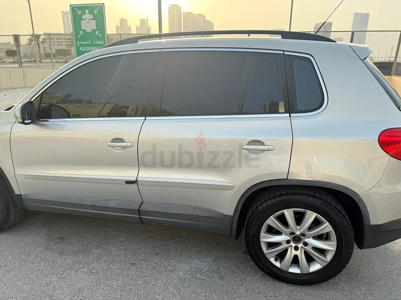 Al Reem island63490044004737113
