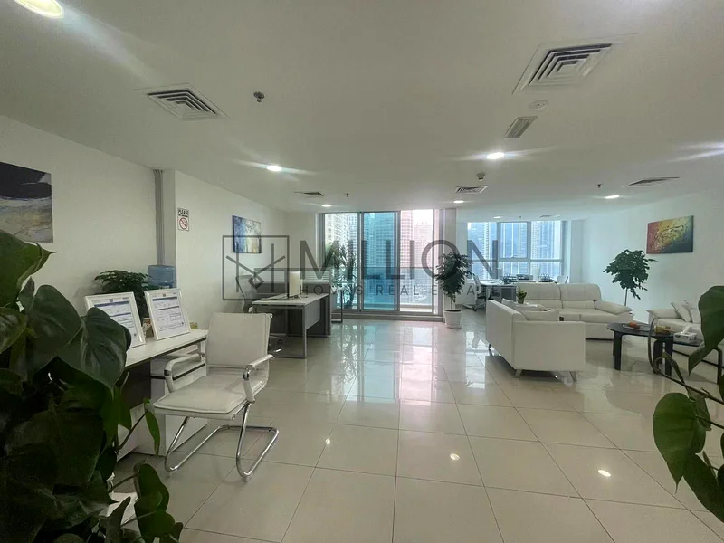 مساحة مكتبية في JLT | للإيجار | جاهزة للانتقال63623402150785113