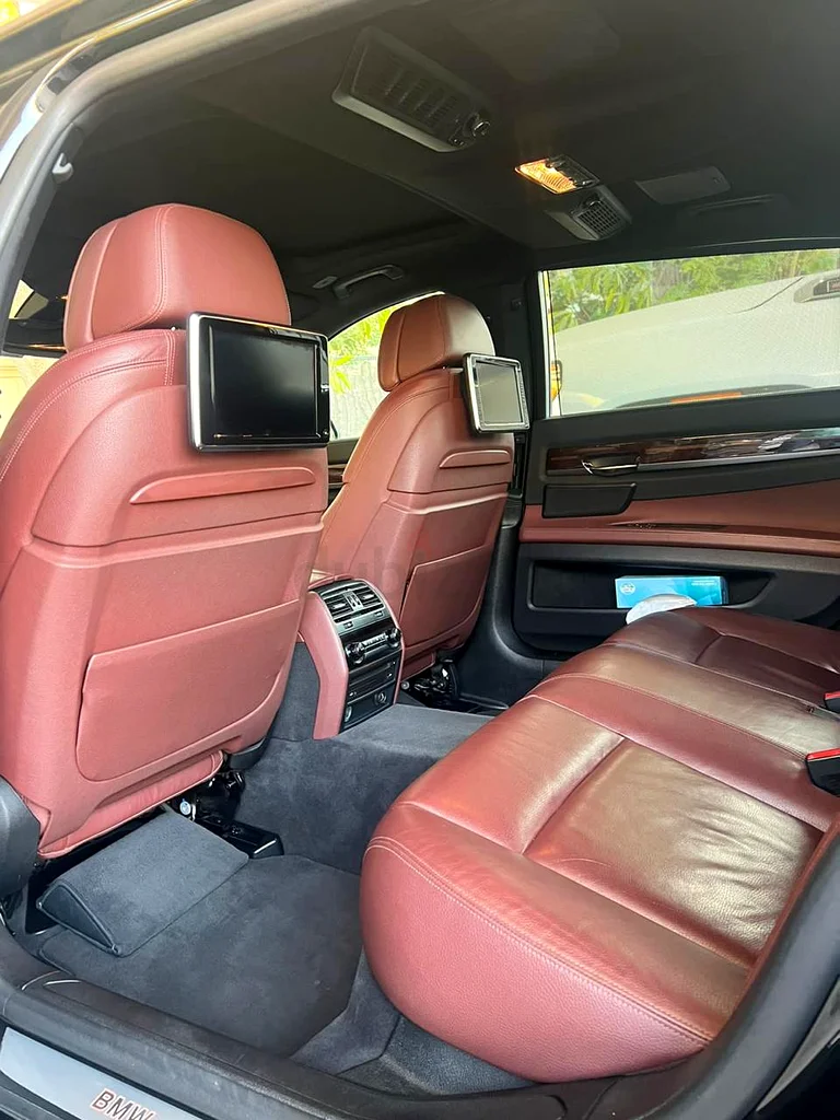 BMW 730i - 2012 (GCC Specs)63484910852866114