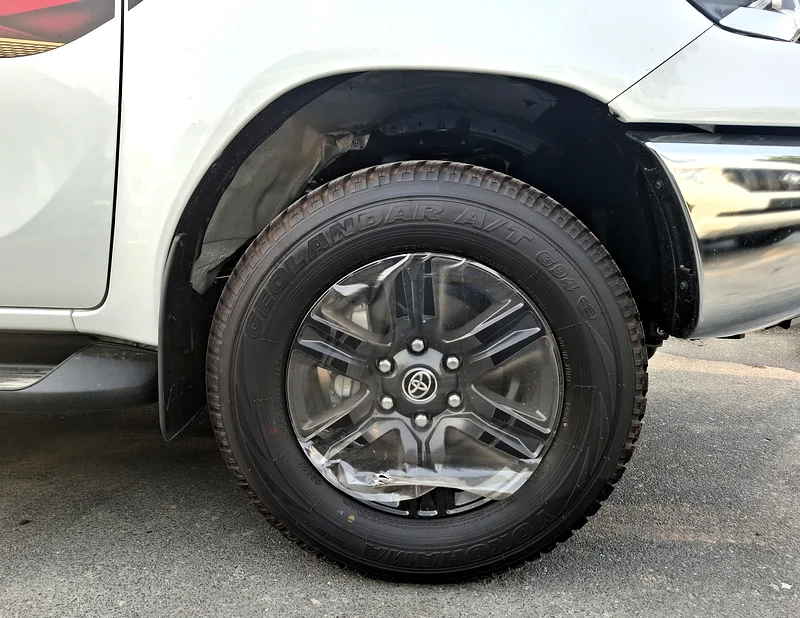Toyota Hilux 2.7L 2025 AT DC White Double Camera Petrol (Export Only)63488014356227114
