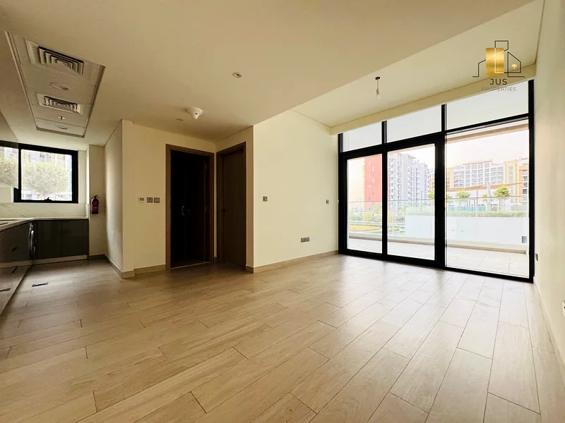 تصميم أكبر | قابل للتحويل إلى 2 بيدروم | شاغر | جميع وسائل الراحة63803743155585110