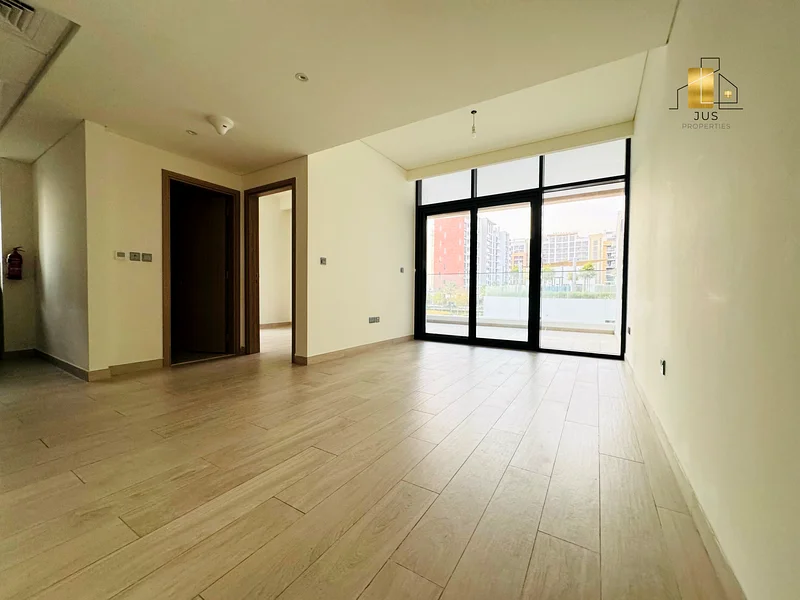 تصميم أكبر | قابل للتحويل إلى 2 بيدروم | شاغر | جميع وسائل الراحة63803743155585111