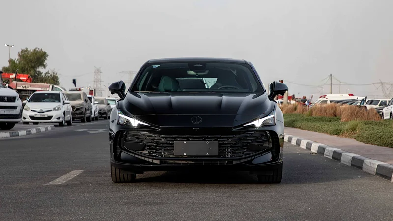 2025 MG7 بackage الرياضي الأنيق مع جناح 1.5T ناقل حركة مزدوج القابض63490917409155111