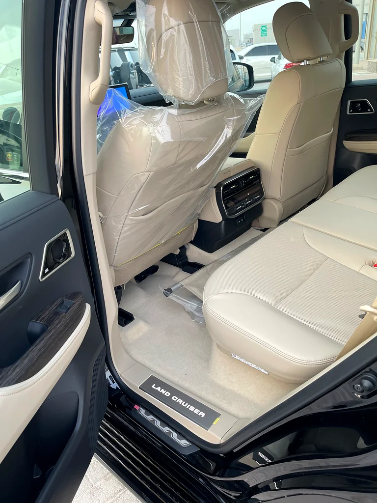 Toyota Land Cruiser VXE63231164437762114