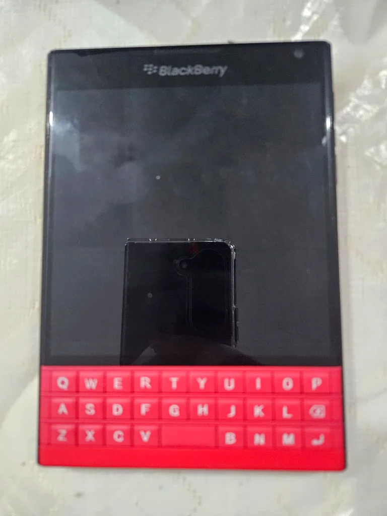 Blackberry Passport Red Edition | dubizzle Abu Dhabi