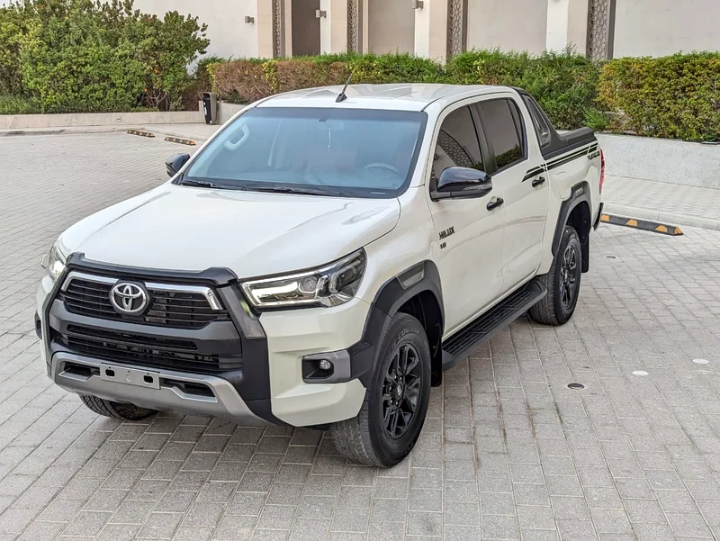 TOYOTA HILUX 2022 ADVENTURE V6 4.0L ORIGINAL PAINT IN EXCELLENT CONDITION63488014392707111