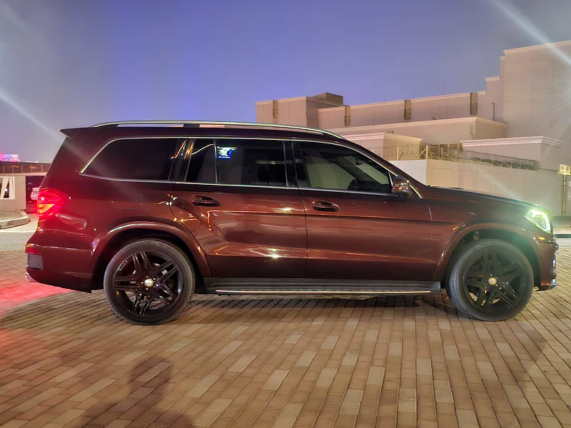 2015 GL500. GCC. قيادة منخفضة63488176538369114