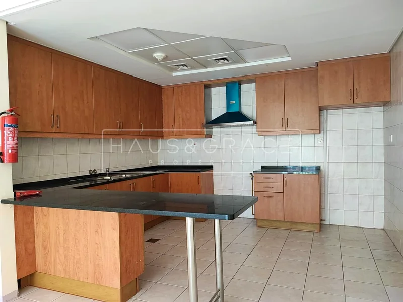 شقة فاخرة بغرفة نوم واحدة بالقرب من المسبح63936255462531113