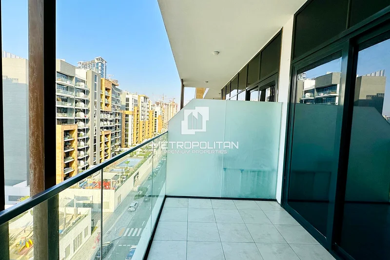 Fully Furnished Studio | Vacant | Lagoon View63976831788033111