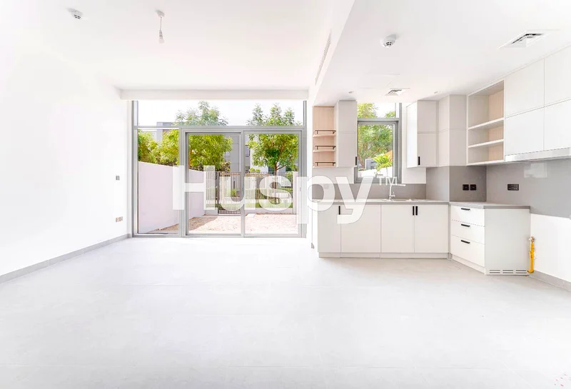 Close to Pool | Brand New | Landscaped63930886467713112