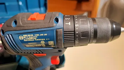 BOSCH CORDLESS HAMMER DRILL KIT