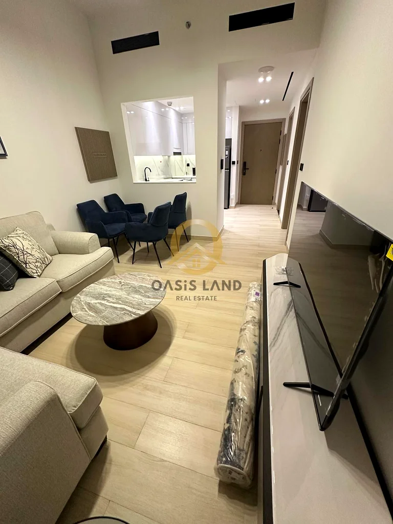 Modern Luxury  Unit |furnished | Prime Location63783311338113110