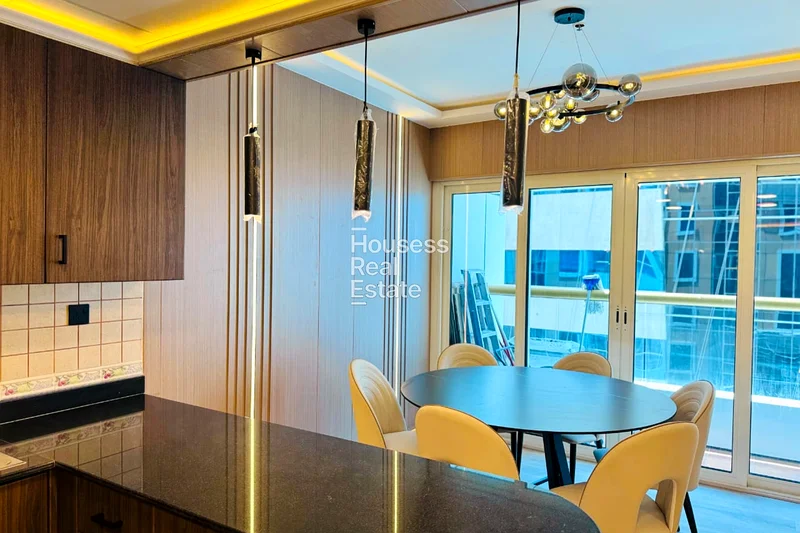 Fully Renovated | Palm Views | Luxury Living63776831272195113
