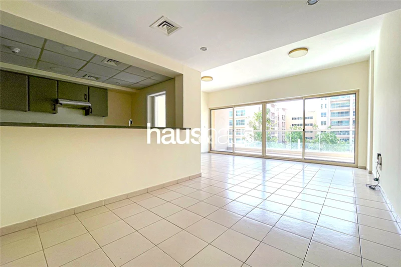 Vacant | 2 Bed + Study | Great Condition63918882973059110