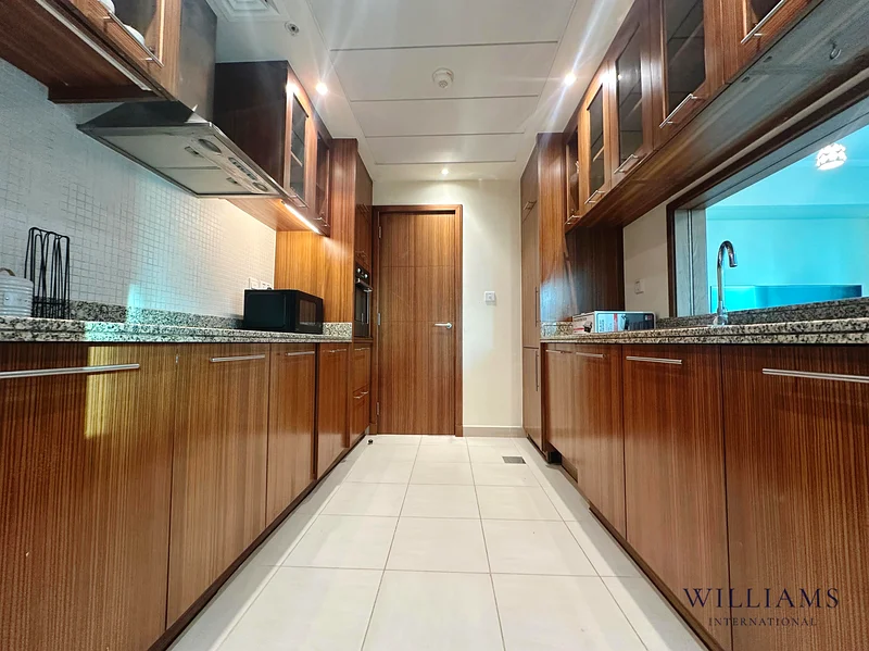 HEART OF DUBAI MARINA | MODERN | SPACIOUS64041031238531114