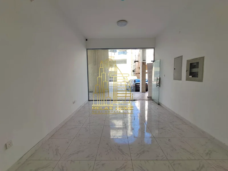 Road-Facing Retail Shop | Ideal for Pharmacy, Grocery, or Stationery63616025036930114