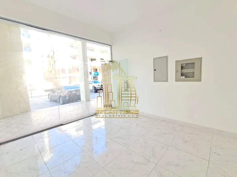 Road-Facing Retail Shop | Ideal for Pharmacy, Grocery, or Stationery63616025036930111