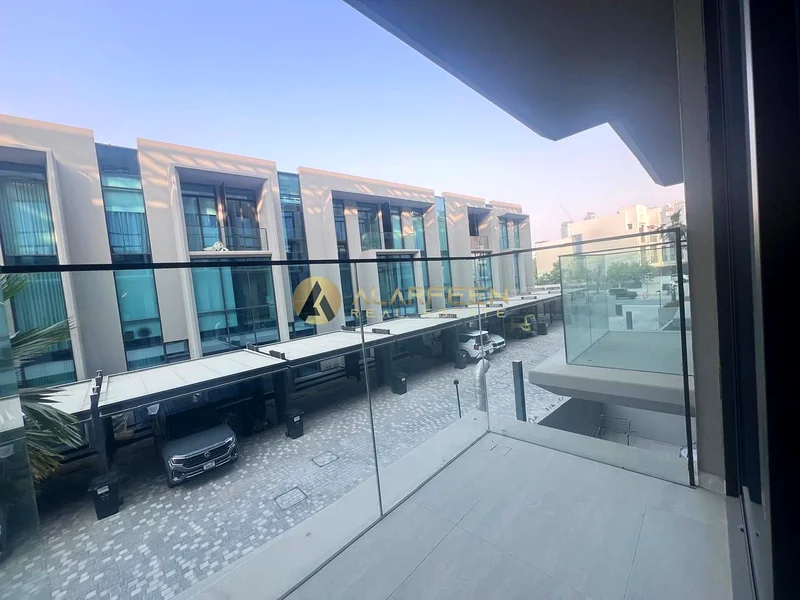 STYLISH STUDIO | HIGH-END FURNISHED | COMMUNITY VIEW63779188744321111