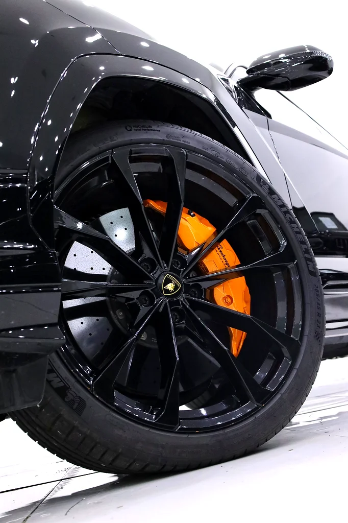 LAMBORGHINI URUS S BLACK EDITION + WARRANTY WITH GE63490820493697114