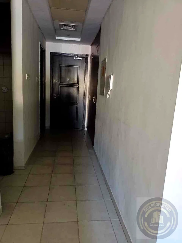 Well-Maintained Elegant Studio | Spacious | BIG LAYOUT | Prime Location Near Metro Station63935772817026114