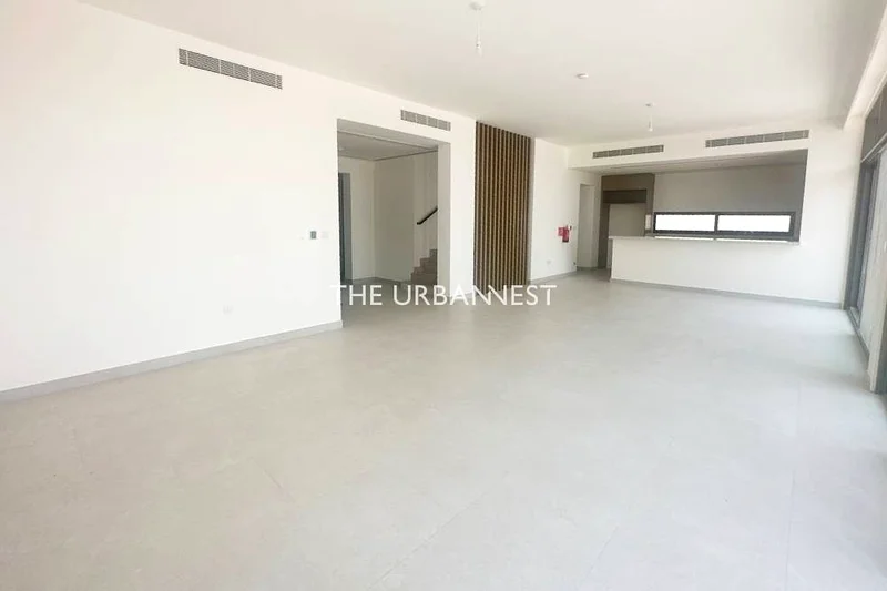 Type D | Park View | Central Location | with Maids63762313137666112