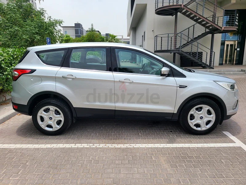 2019 Ford Escape 2.5 GCC Low KMs Only 2 Owners No Accidents Full Agency Service History Keys 263488810134657113