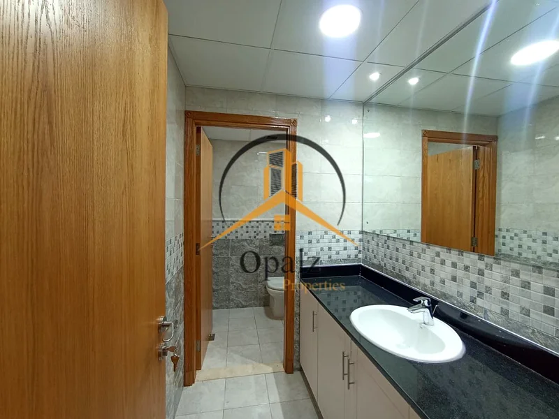 منظر مذهل + تراس!! دوبلكس 3 غرف نوم + خادمة قريبة من المترو (أدي)63768649455875112