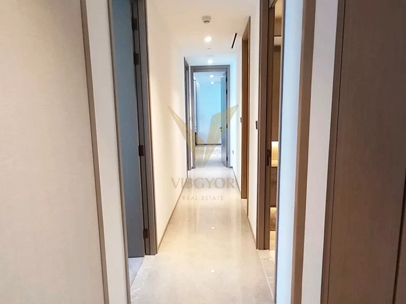 Luxurious 3-BR Apartment in Address Harbour Point64027893699587111