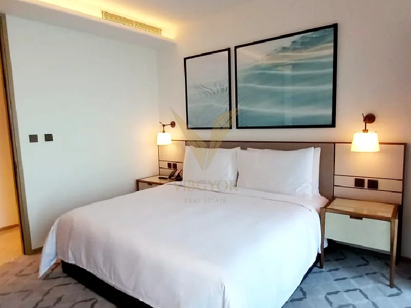 Luxurious 3-BR Apartment in Address Harbour Point64027893699587113