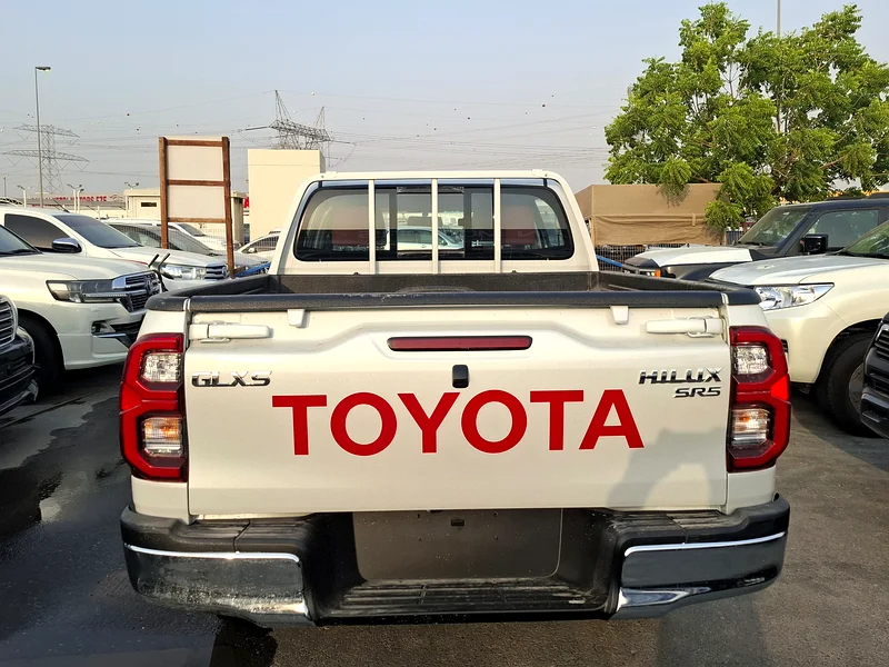 Toyota Hilux 2.7L 2025 AT DC White Double Camera Petrol (Export Only)63488014356227113