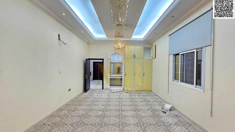 We offer you an exceptional opportunity to own a luxurious villa characterized by its spaciousness and modern design, including electricity, water, an63878191886467113