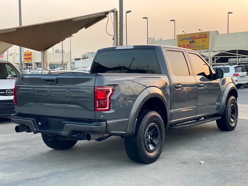 2018 Ford Raptor 4-door gray63612082421506114