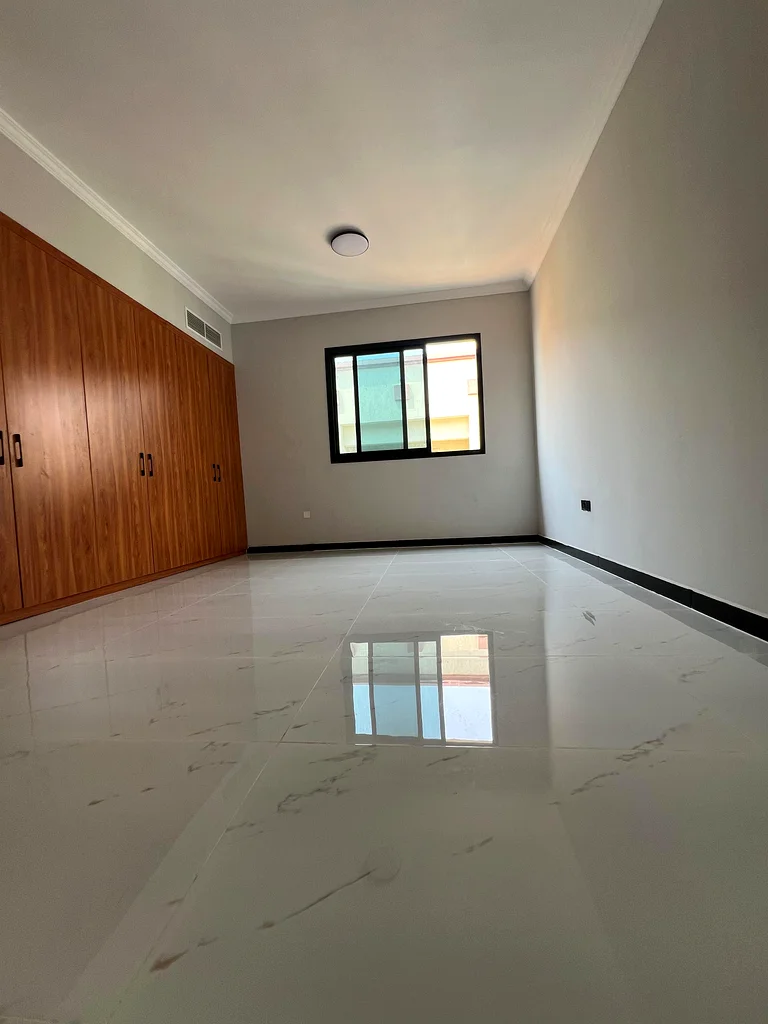 🇬🇧 2-Bedroom Apartment for Annual Rent – Al Mowaihat 3 – First Tenant – School Street – Spacious and Modern Design63711602273794112
