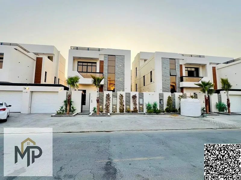 A great opportunity to own a luxury villa located in the heart of the distinguished Bahia area at an attractive price, including electricity, water an63881266022914112