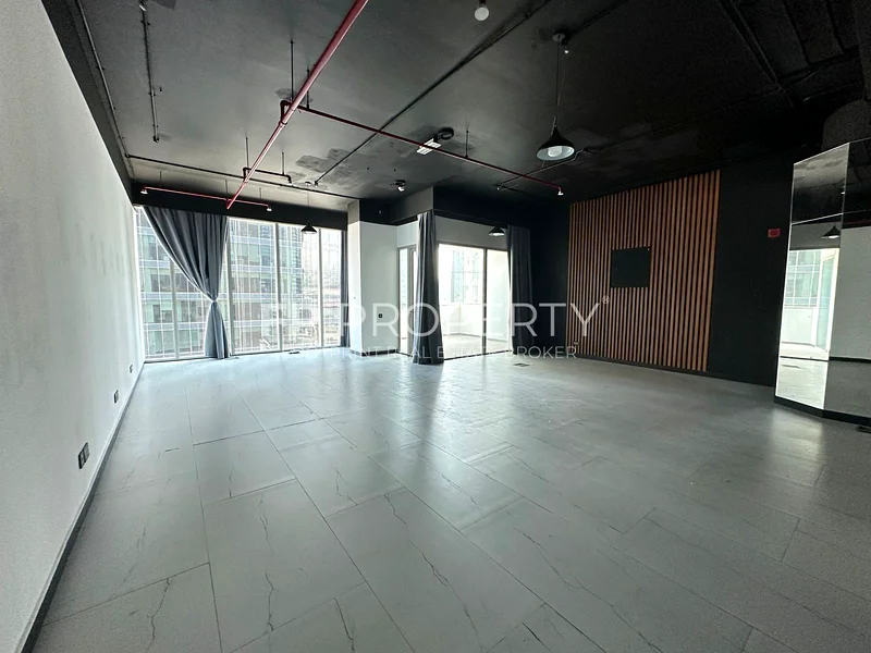 Fully Fitted l| Near to Metro l| Big Balcony Unit63826268139394113
