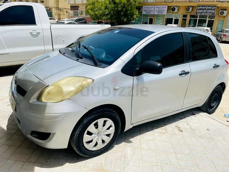 تويوتا ياريس 201063484537585025111