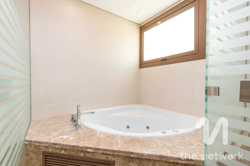 Vacant Soon | Single Row | Landscaped63804876101634114