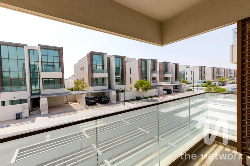 Vacant Soon | Single Row | Landscaped63804876101634111