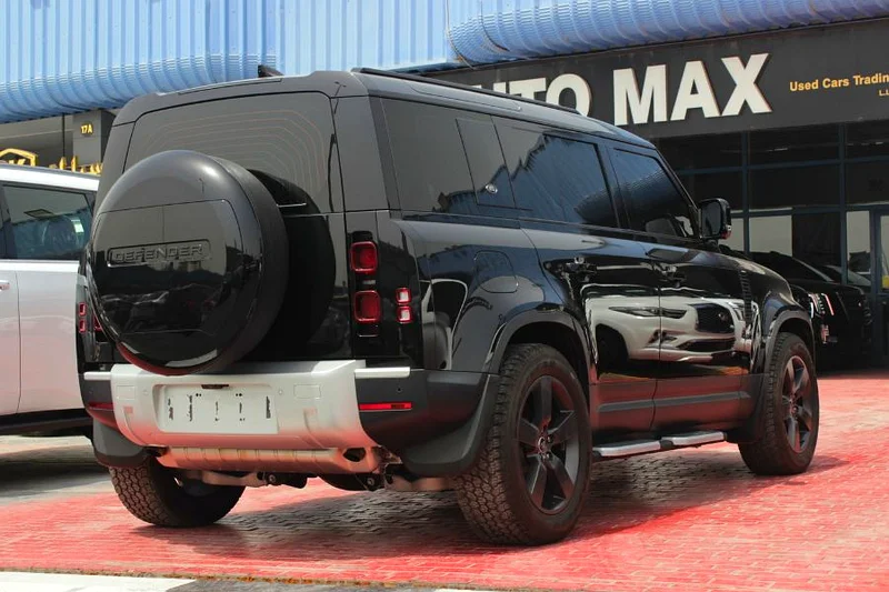 (2024) DEFENDER V6 110 HSE (P400), GCC, UNDER WARRANTY SERVICE CONTRACT FROM LOCAL DEALER63482902286083113