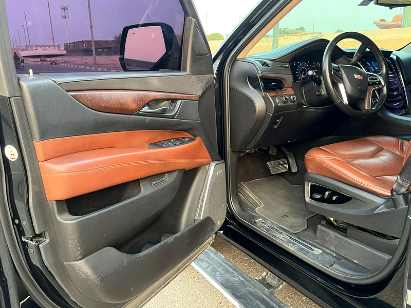 Escalade GCC 6.263490982447746112