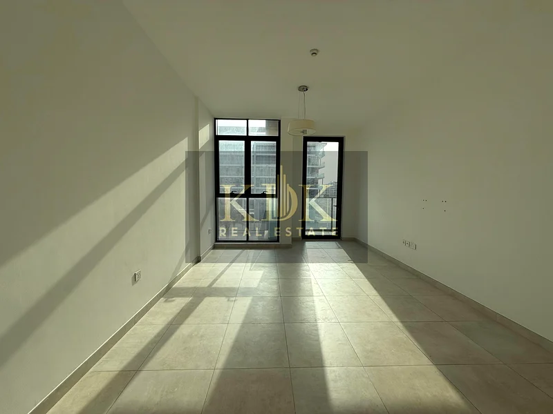 Spacious  | Huge Layout | Prime Location63764073353987110