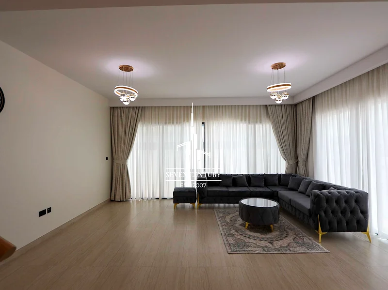 Stylish 5BHK | Prime Spot | Ready To Move In63725914053506112