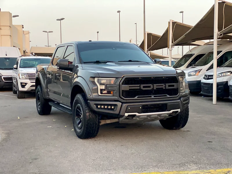 2018 Ford Raptor 4-door gray63612082421506111