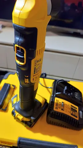 DEWALT RIGHT ANGLE DRILL KIT